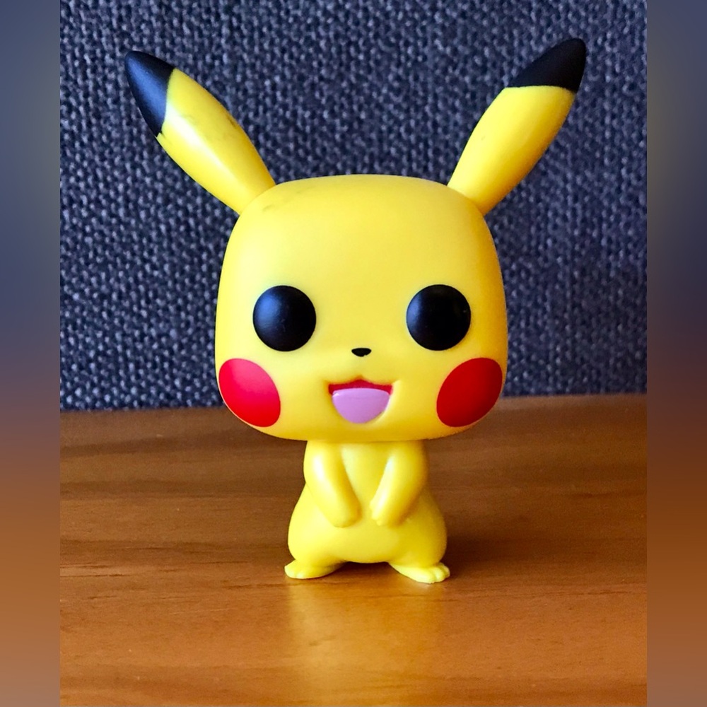 *Flaw POKÉMON Funko Pop Pikachu Vinyl Figure Animation Collectible Toy